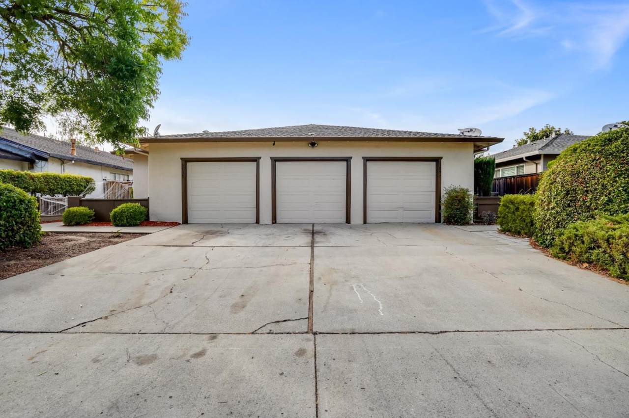 5897 Hillview Ave - Photo 1