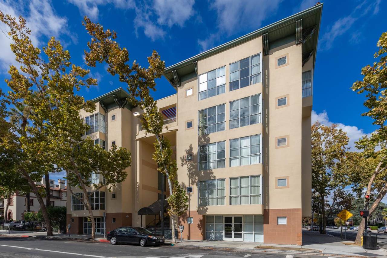 97 Saint James St 42 - Photo 1