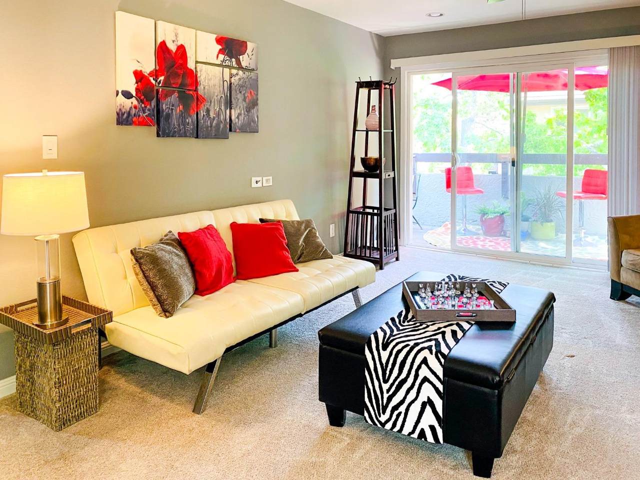 296 Tradewinds Dr 2 - Photo 1