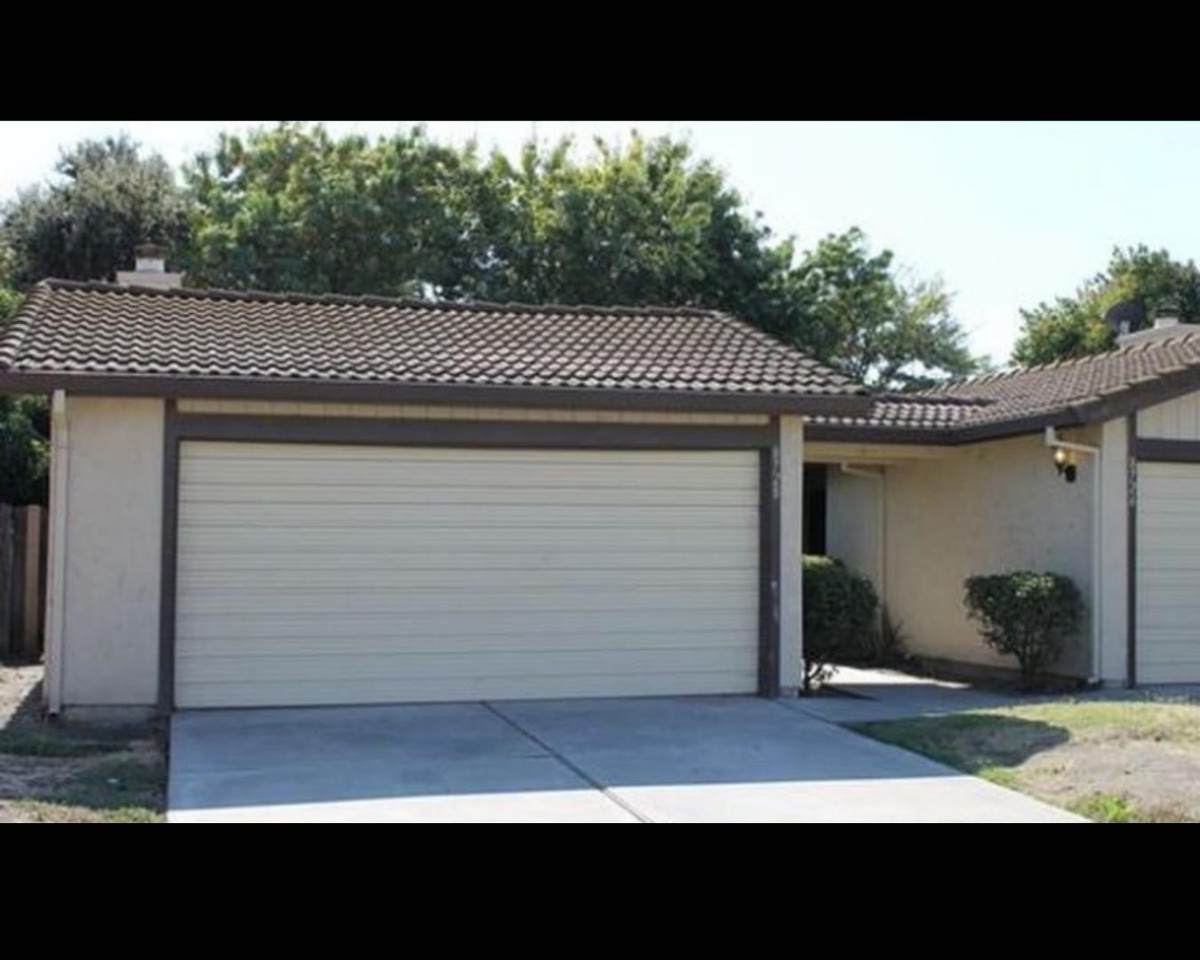 8728 Fox Creek Dr 38 - Photo 1