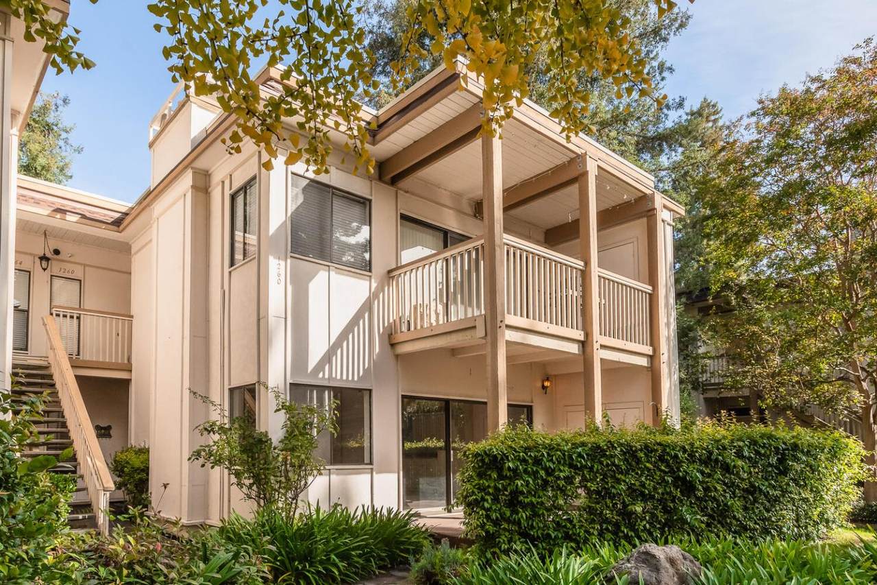 1258 Woodside Rd - Photo 1