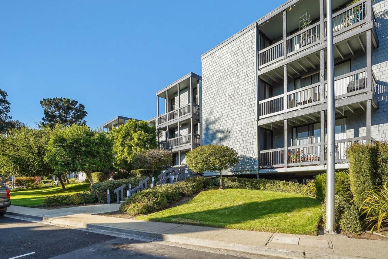 651 Port Dr 203 - Photo 1