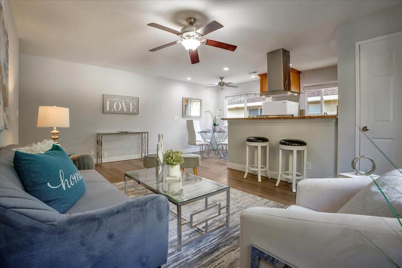 824 Gilchrist Dr 4 - Photo 1