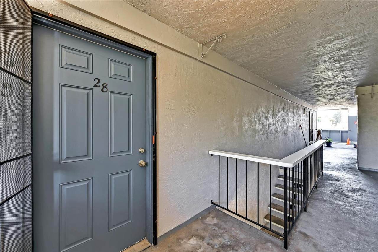 38228 Paseo Padre Pkwy 28 - Photo 1