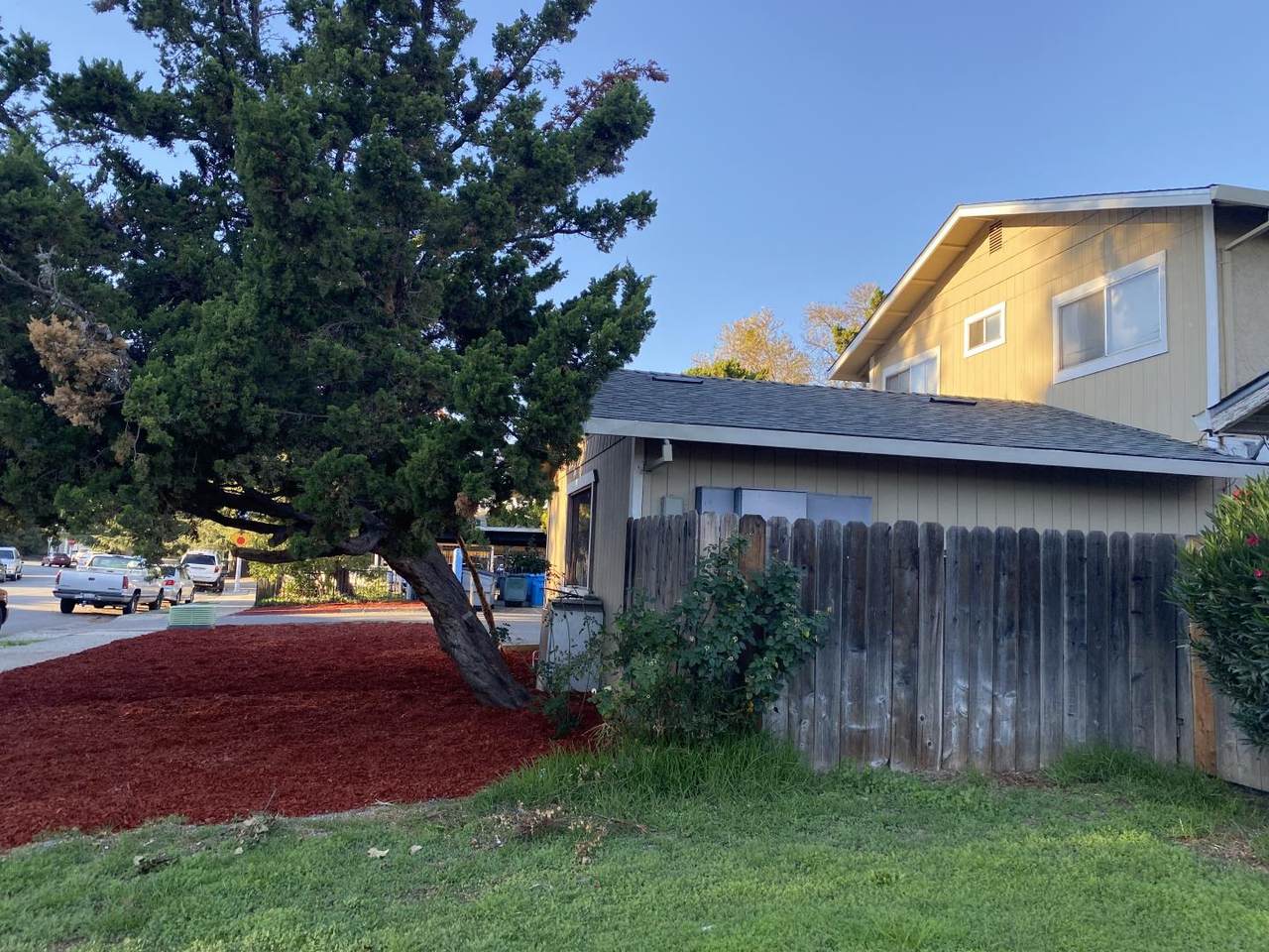 7510 Rogers Ln - Photo 1