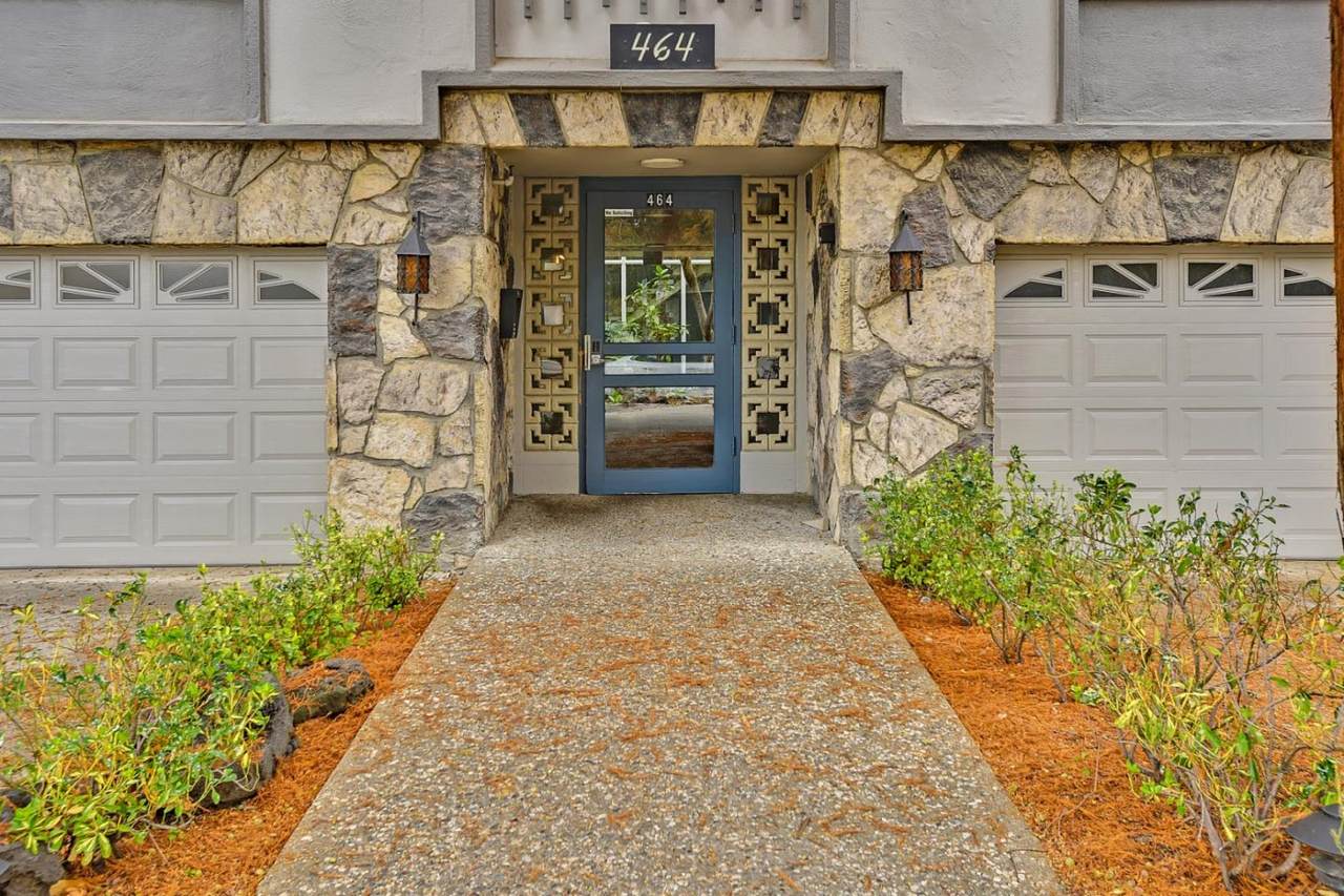 464 Clinton St 211 - Photo 1