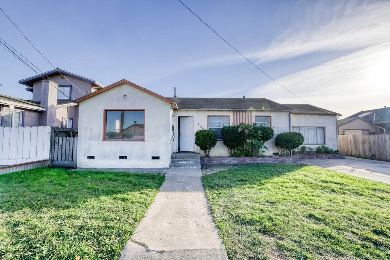 230 Sycamore Rd - Photo 1