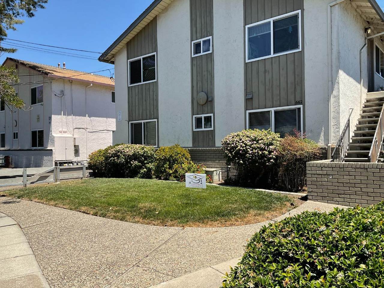 662 Johanna Ave - Photo 1