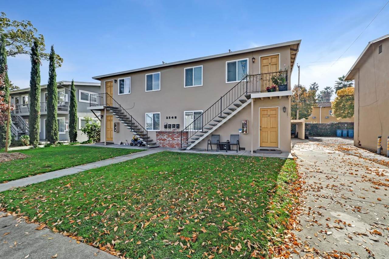 2546 Robinson Ave - Photo 1