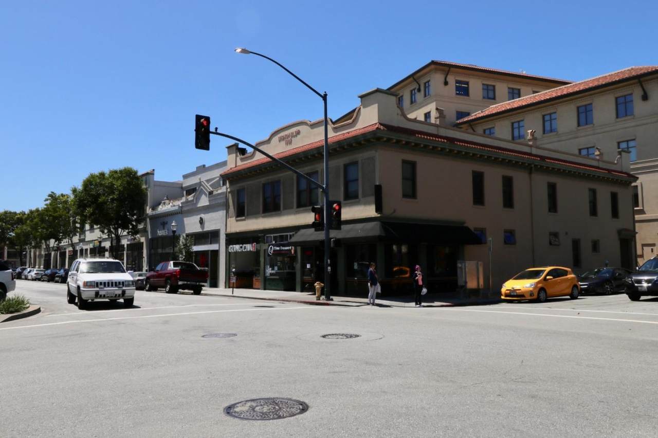 106 B St - Photo 1