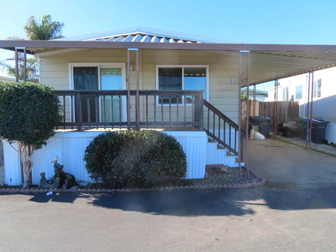 1255 38th 51 - Photo 1