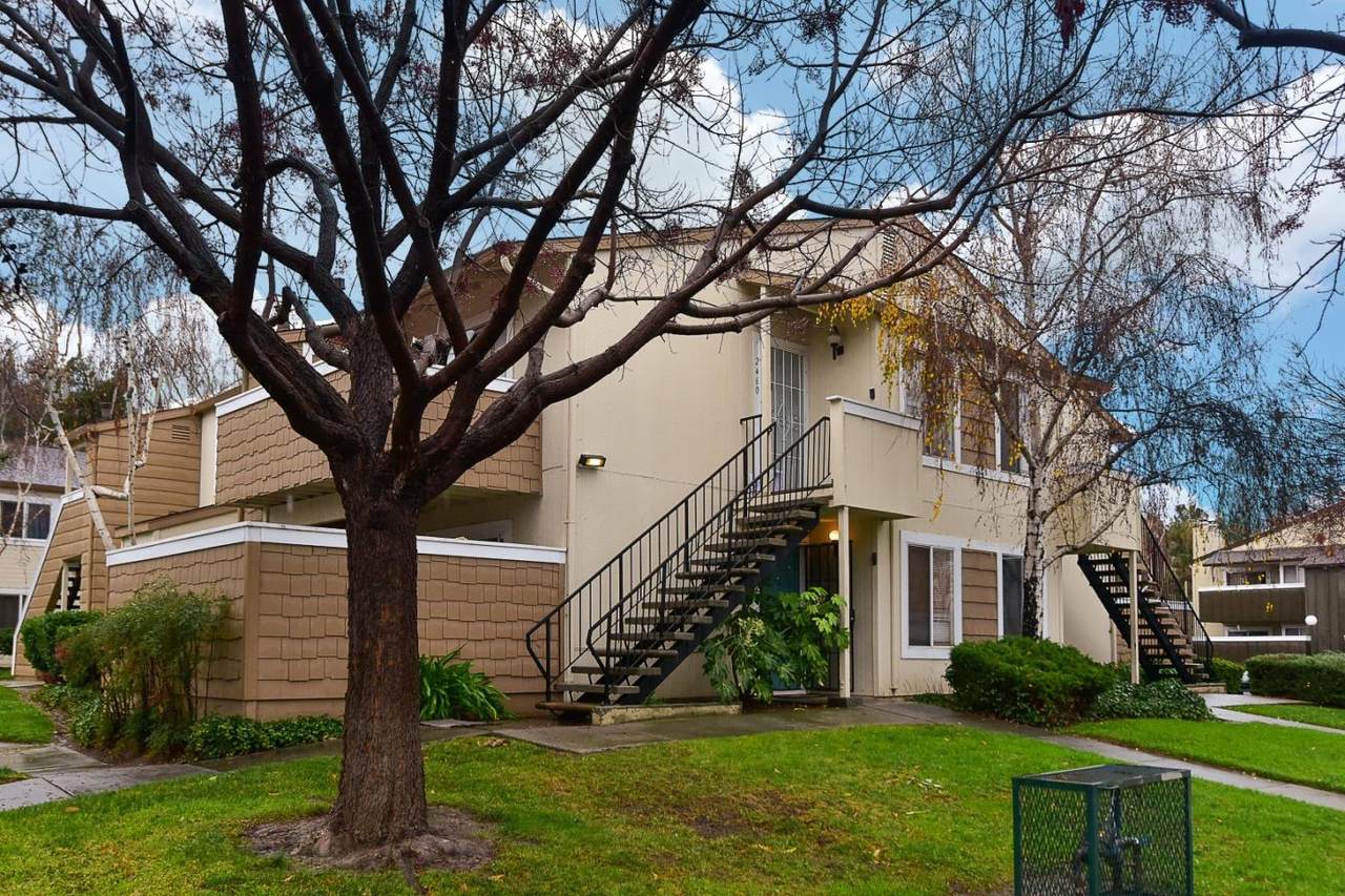 2458 Balme Dr - Photo 1