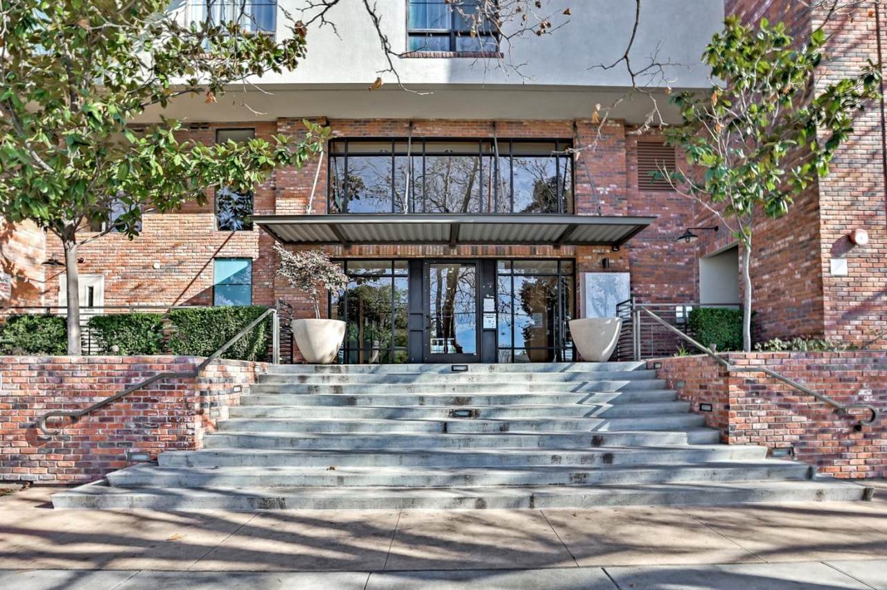 1060 3rd St 286 - Photo 1