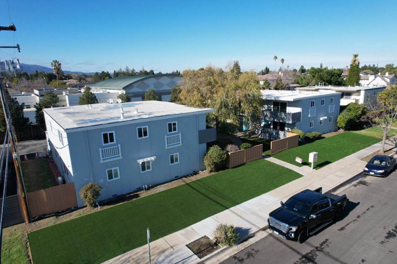 10225 Beardon Dr - Photo 1