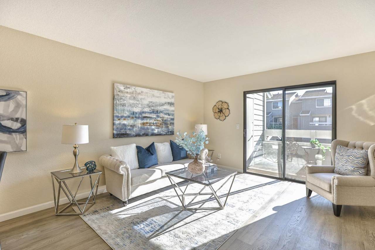 6949 Chantel Ct - Photo 1