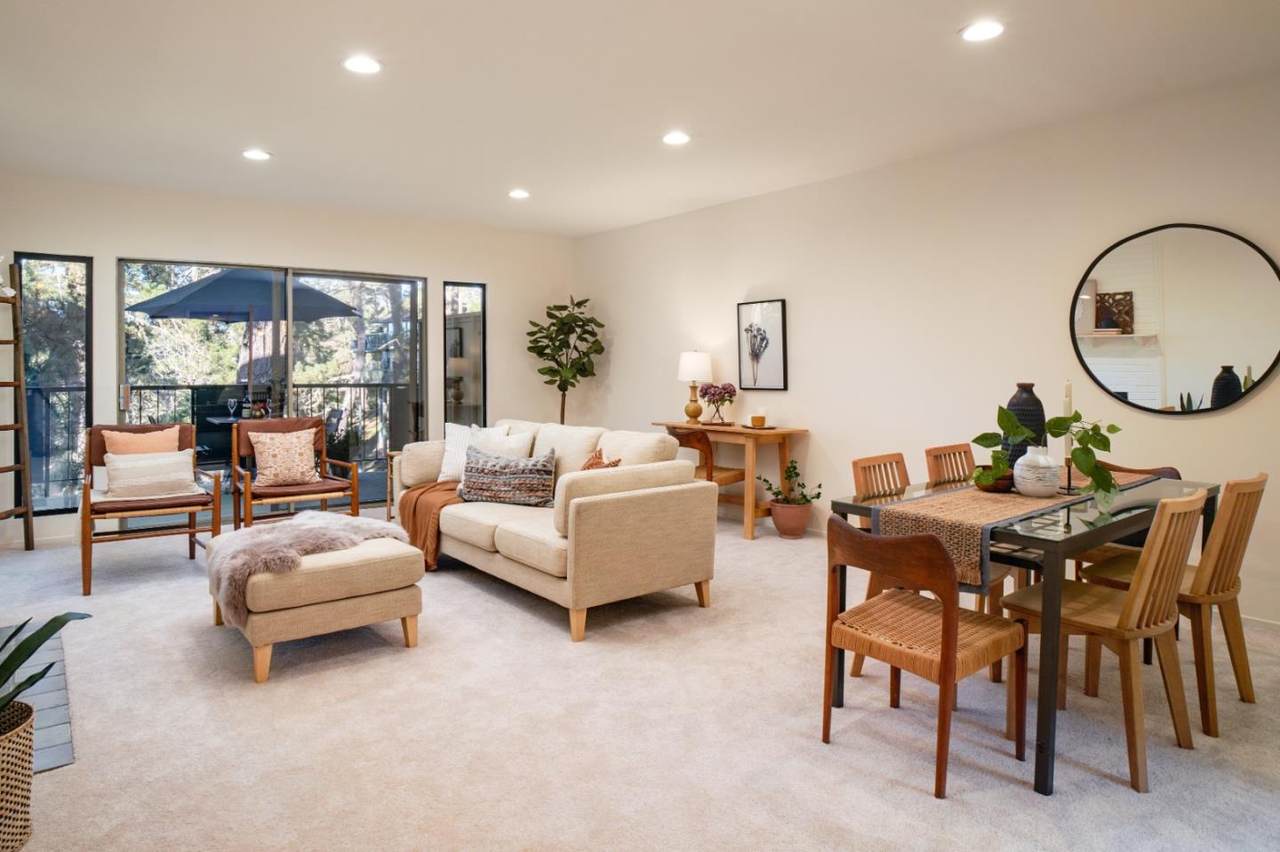 82 Del Mesa Carmel - Photo 1