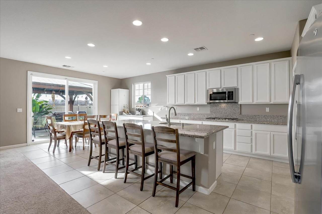 1226 Sierra Trail Rd - Photo 1