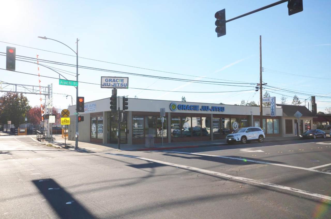 701 Arguello St - Photo 1