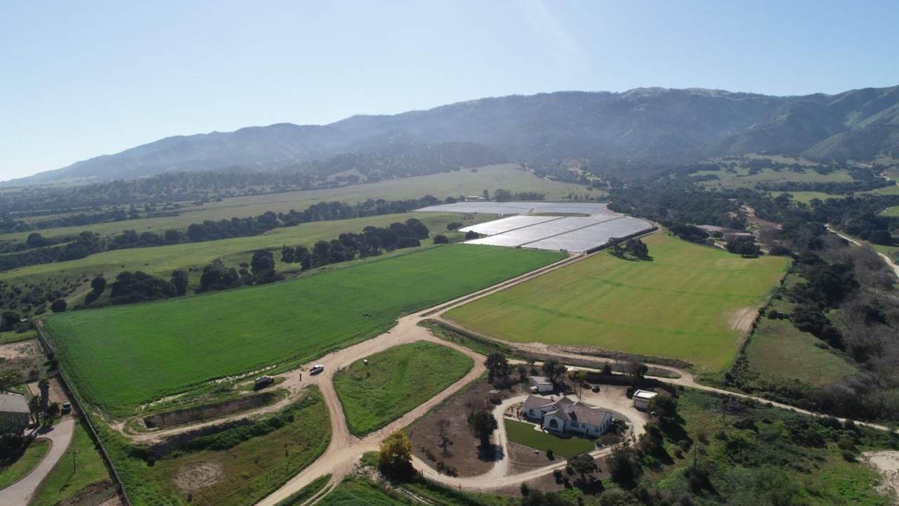 560 River Rd - Photo 1