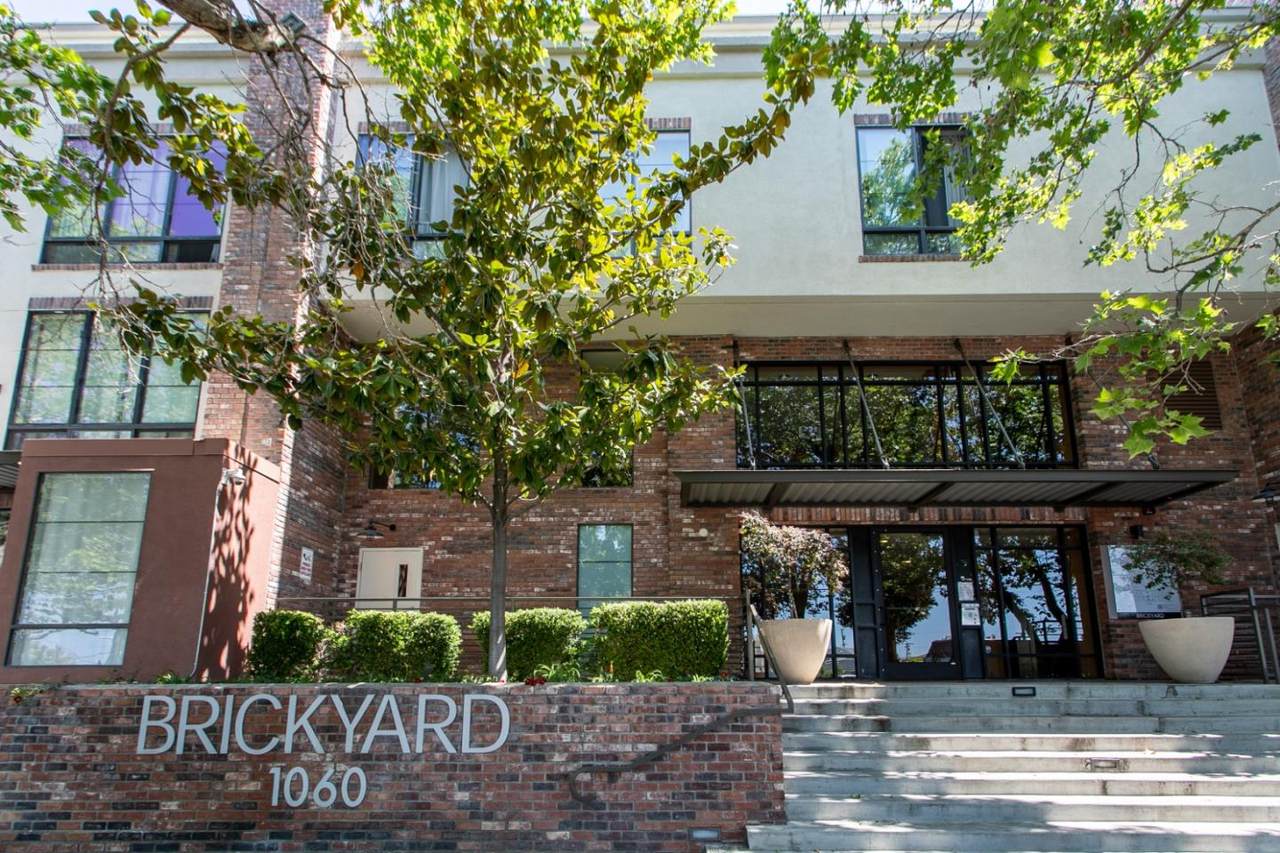 1060 3rd St 347 - Photo 1
