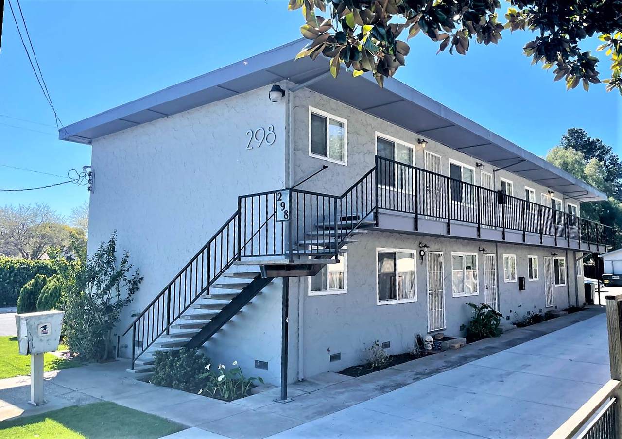 298 Madison St - Photo 1