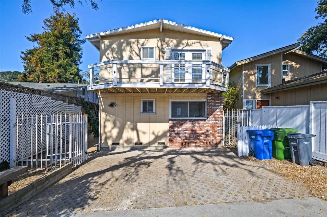 227 Treasure Island Dr - Photo 1
