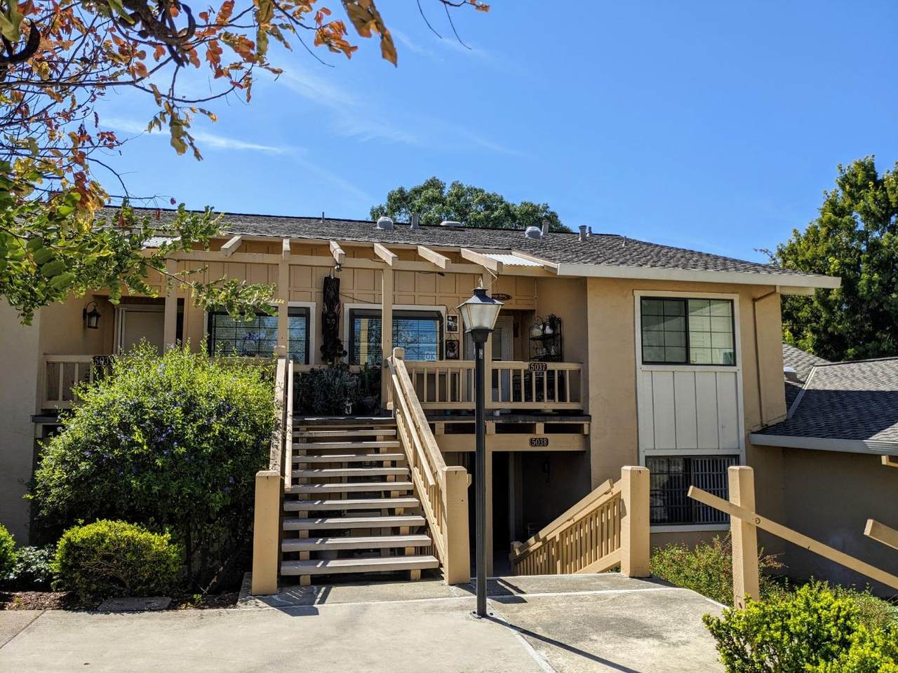 5038 Cribari Vale - Photo 1