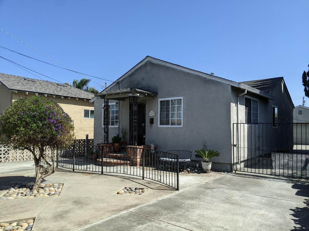 1552 San Fernando St - Photo 1