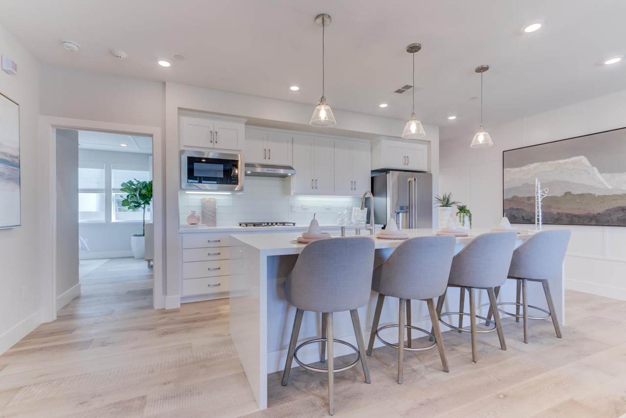 2962 Lamory Pl - Photo 1