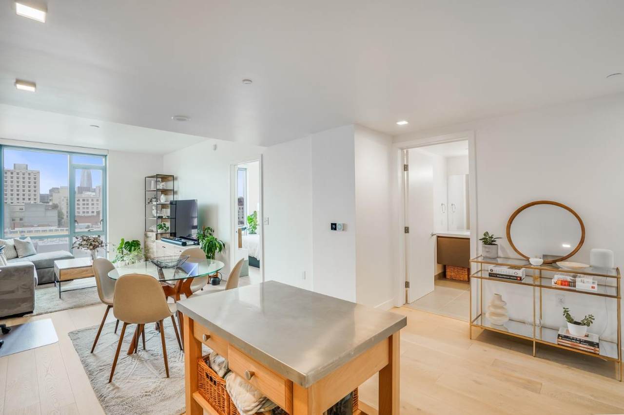 1545 Pine St 803 - Photo 1