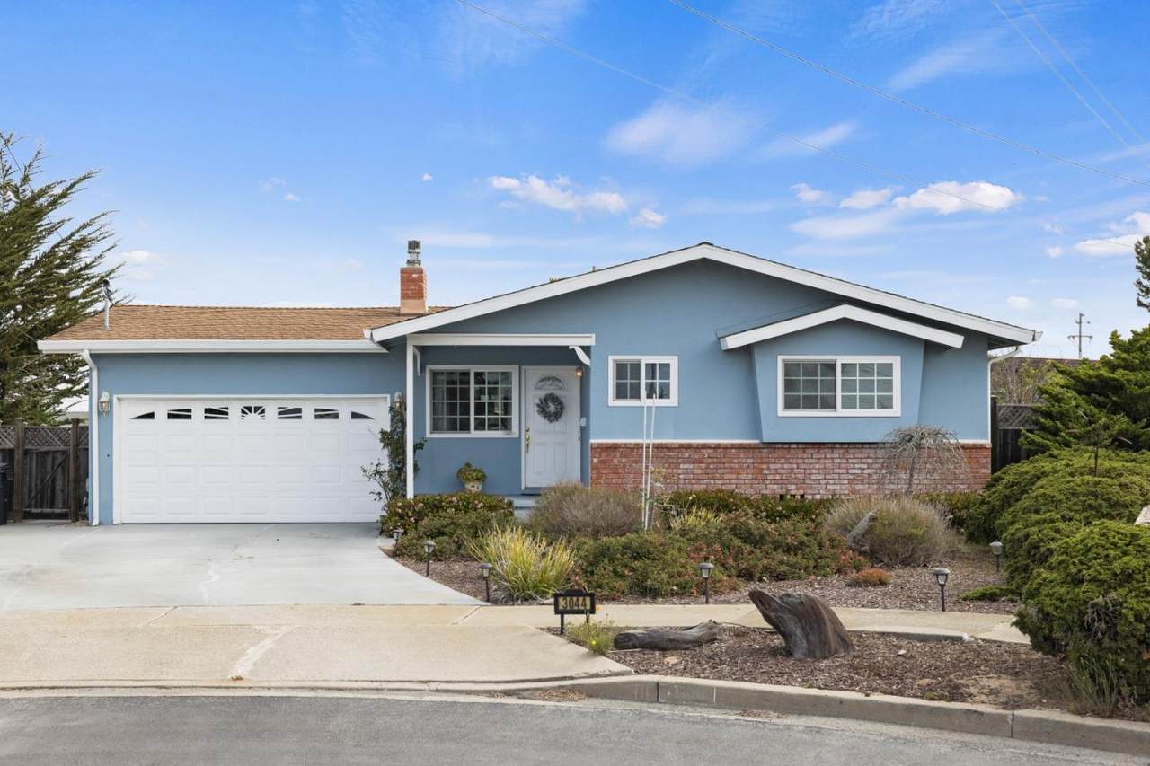 3044 Ferris Cir - Photo 1