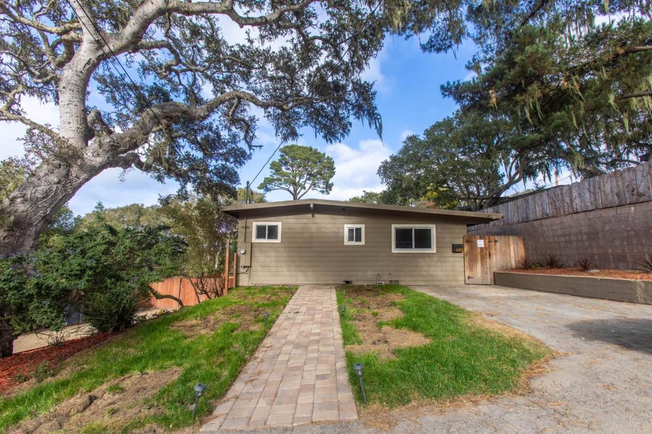 620 Grace St - Photo 1