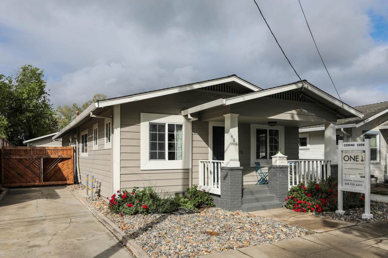 481 18th St - Photo 1