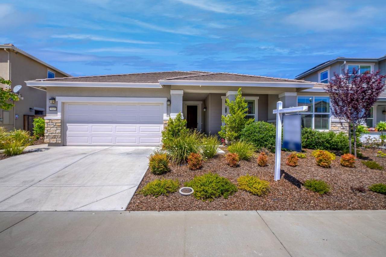 5065 Foxfield Way - Photo 1