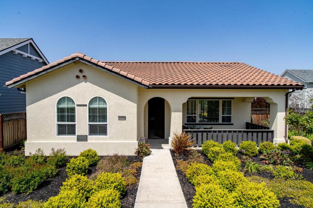 14930 Breckinridge Ave - Photo 1