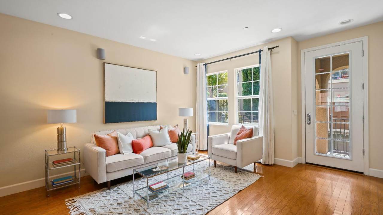 585 Adeline Ave - Photo 1