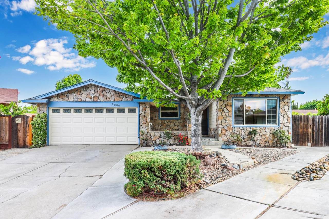 2860 Encinitas Ct - Photo 1