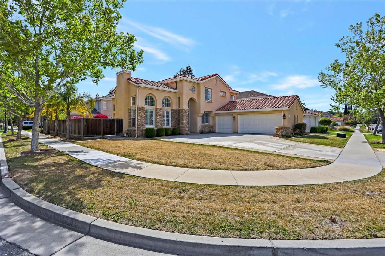 4296 Mackin Woods Ln - Photo 1