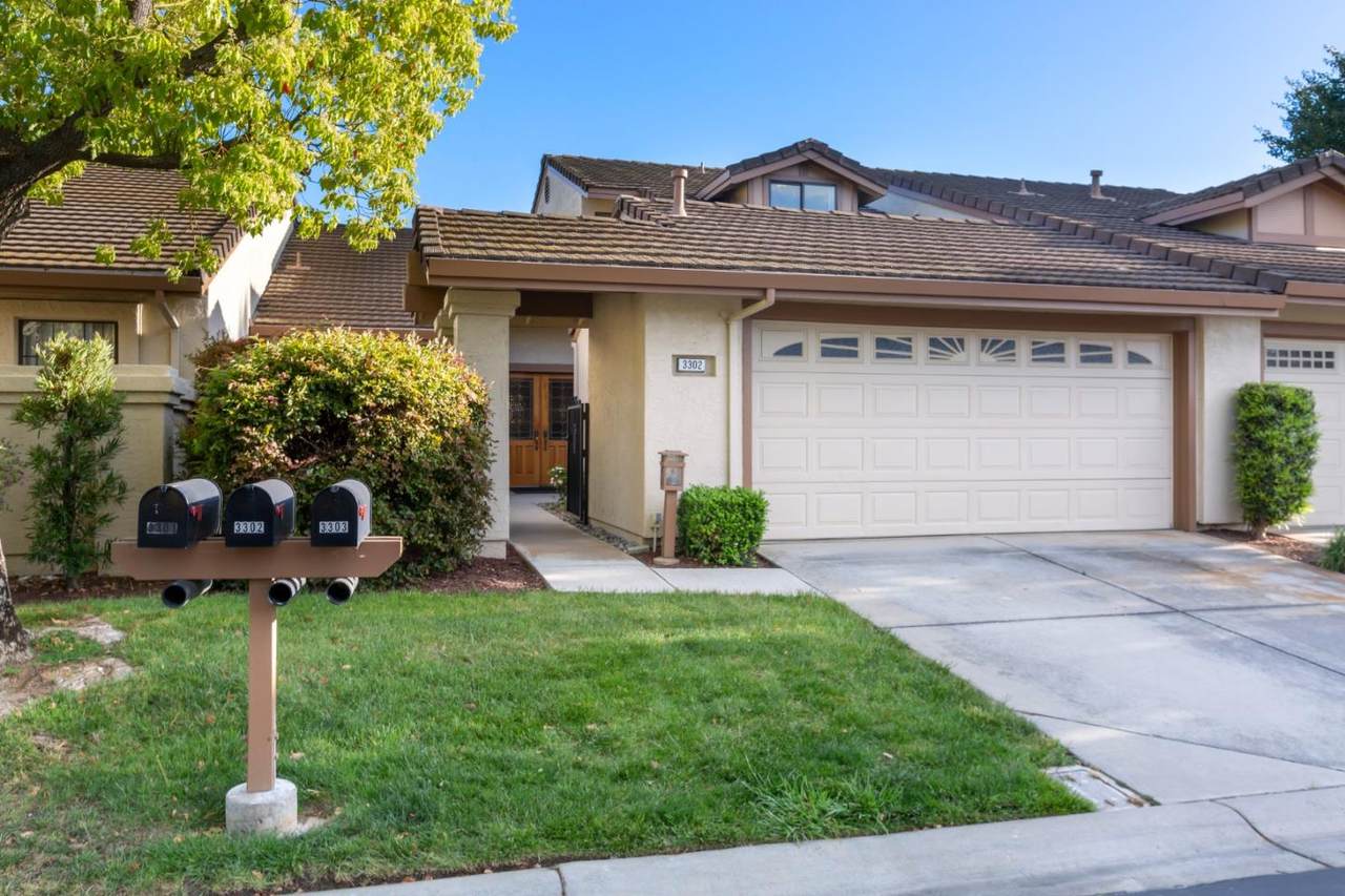 3302 Lake Lesina Dr - Photo 1