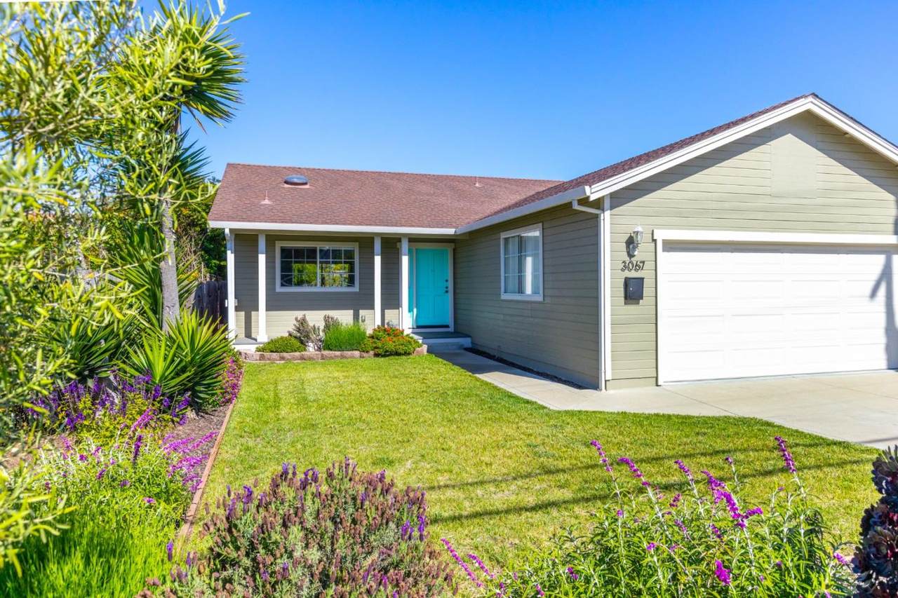 3067 Sunset Ave - Photo 1