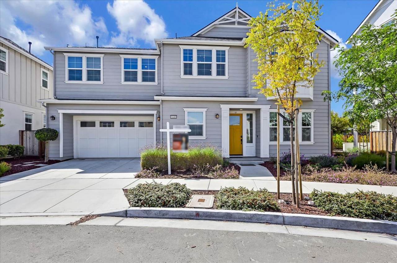 8448 Bluff Way - Photo 1