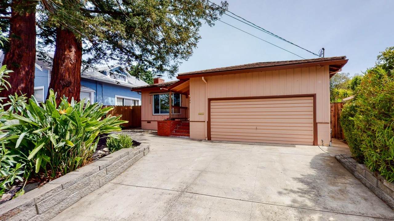 565 Quartz St - Photo 1
