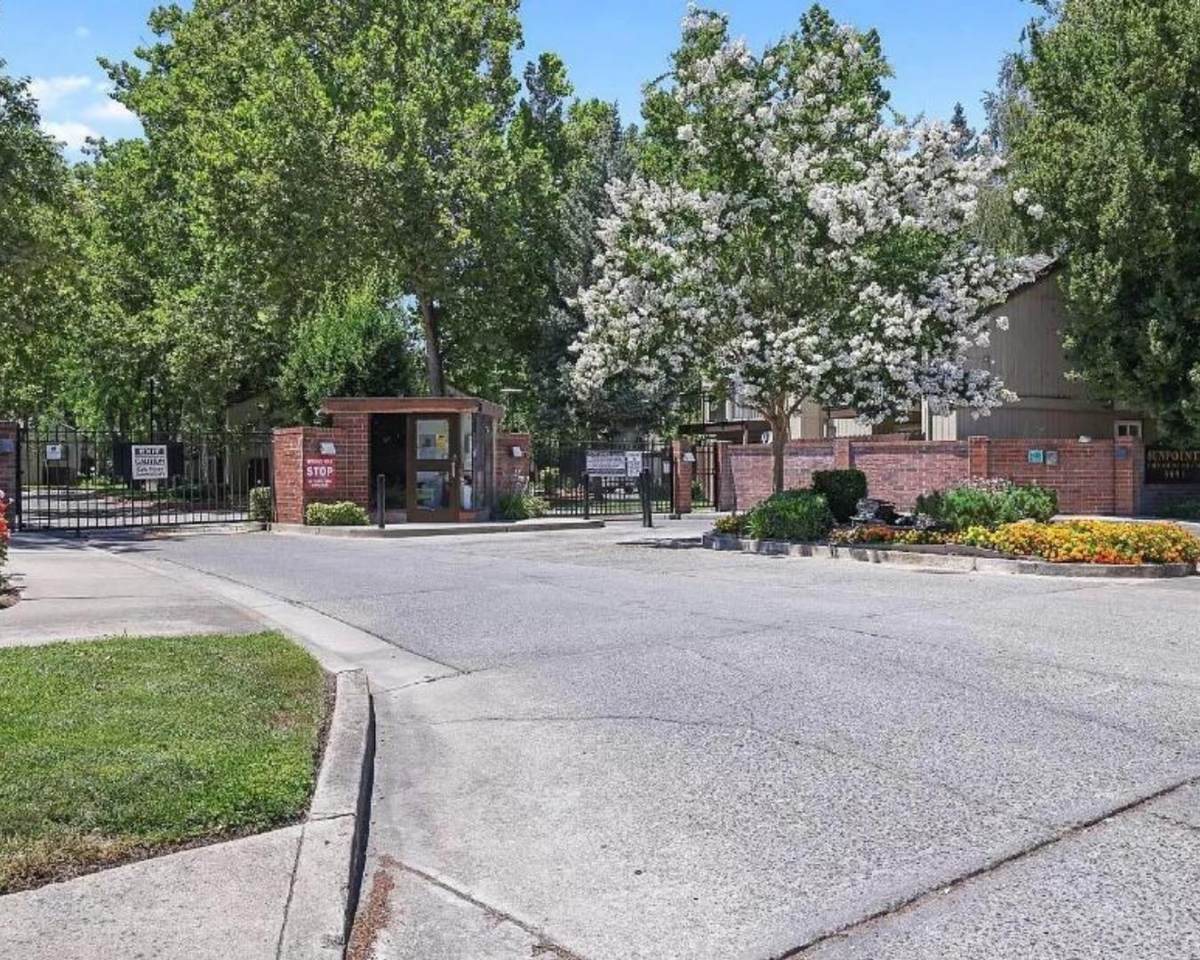 3591 Quail Lakes Dr 62 - Photo 1