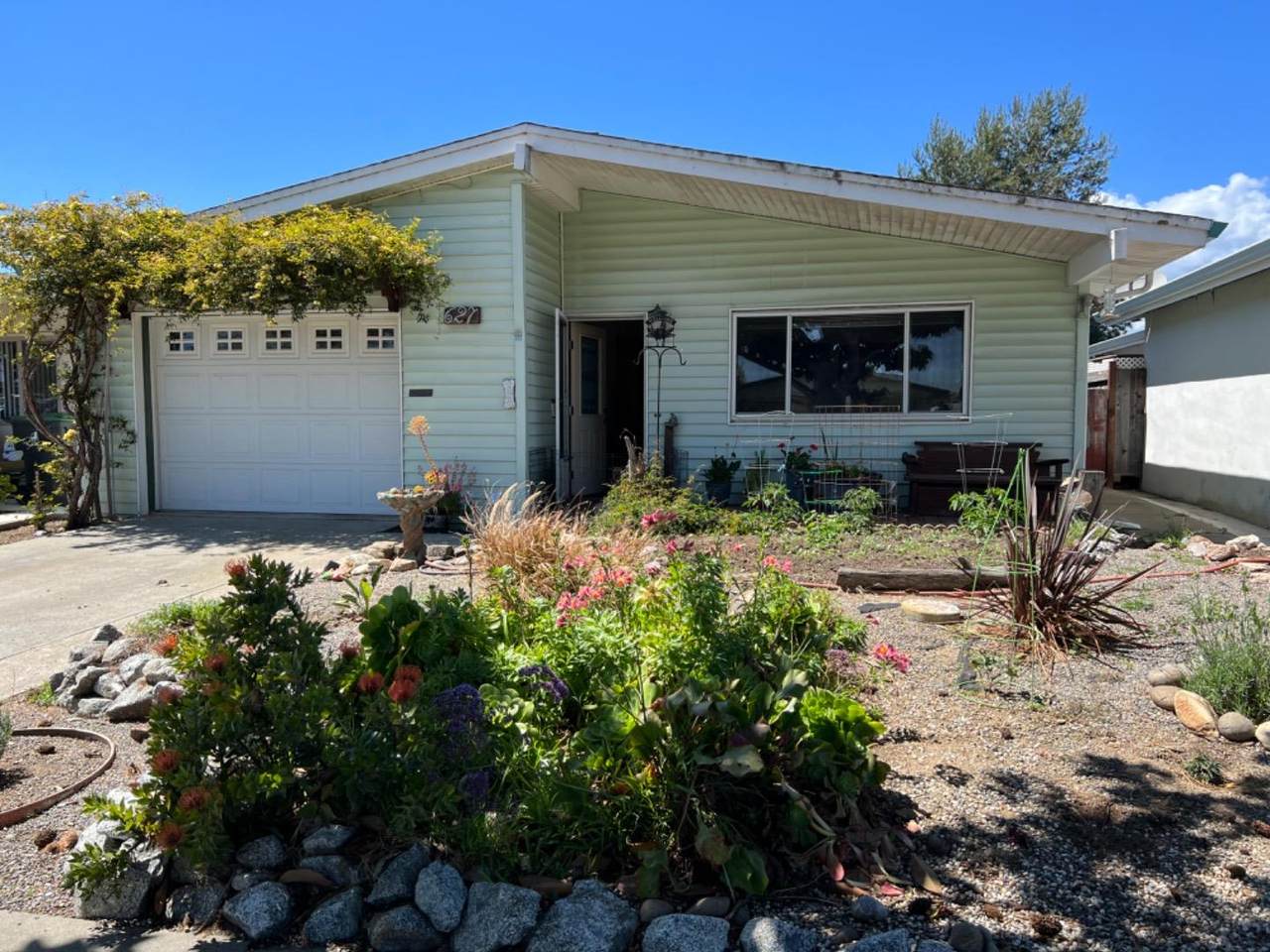 627 Atri Ct - Photo 1