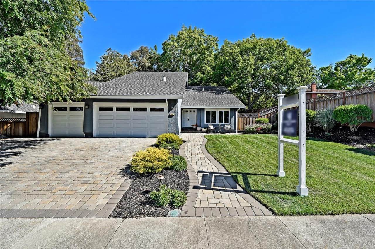 490 Spring Hill Dr - Photo 1