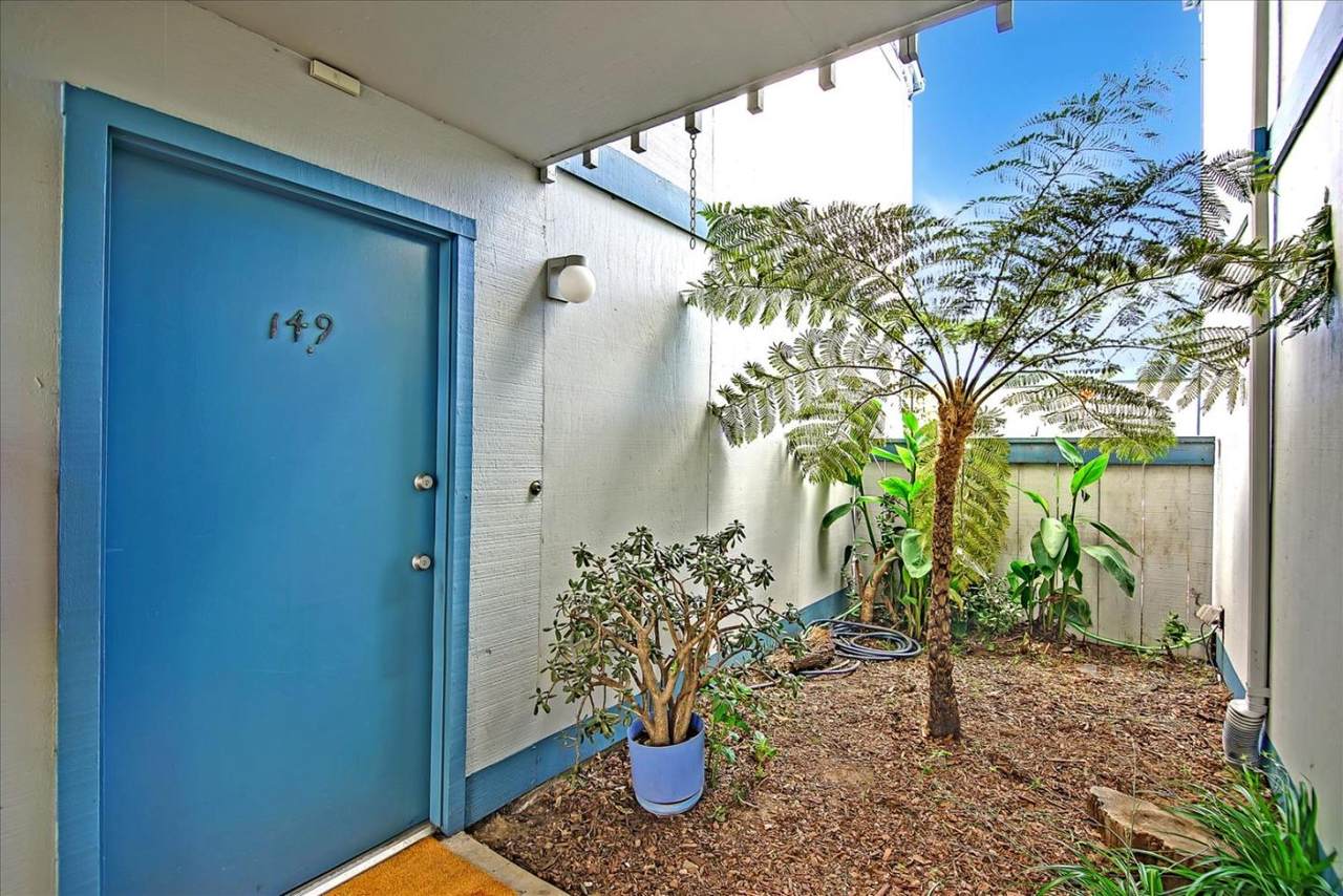 1925 46th Ave 149 - Photo 1
