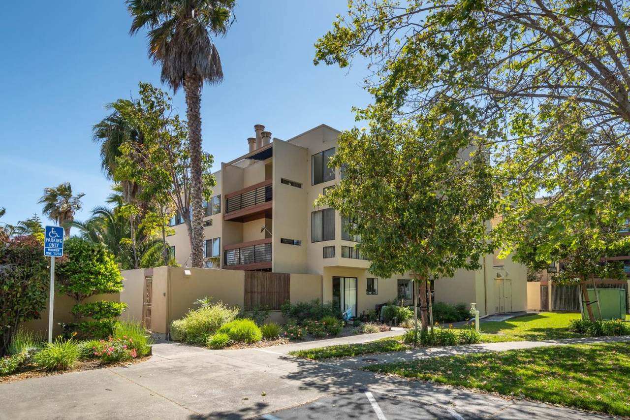 904 Beach Park Blvd 132 - Photo 1