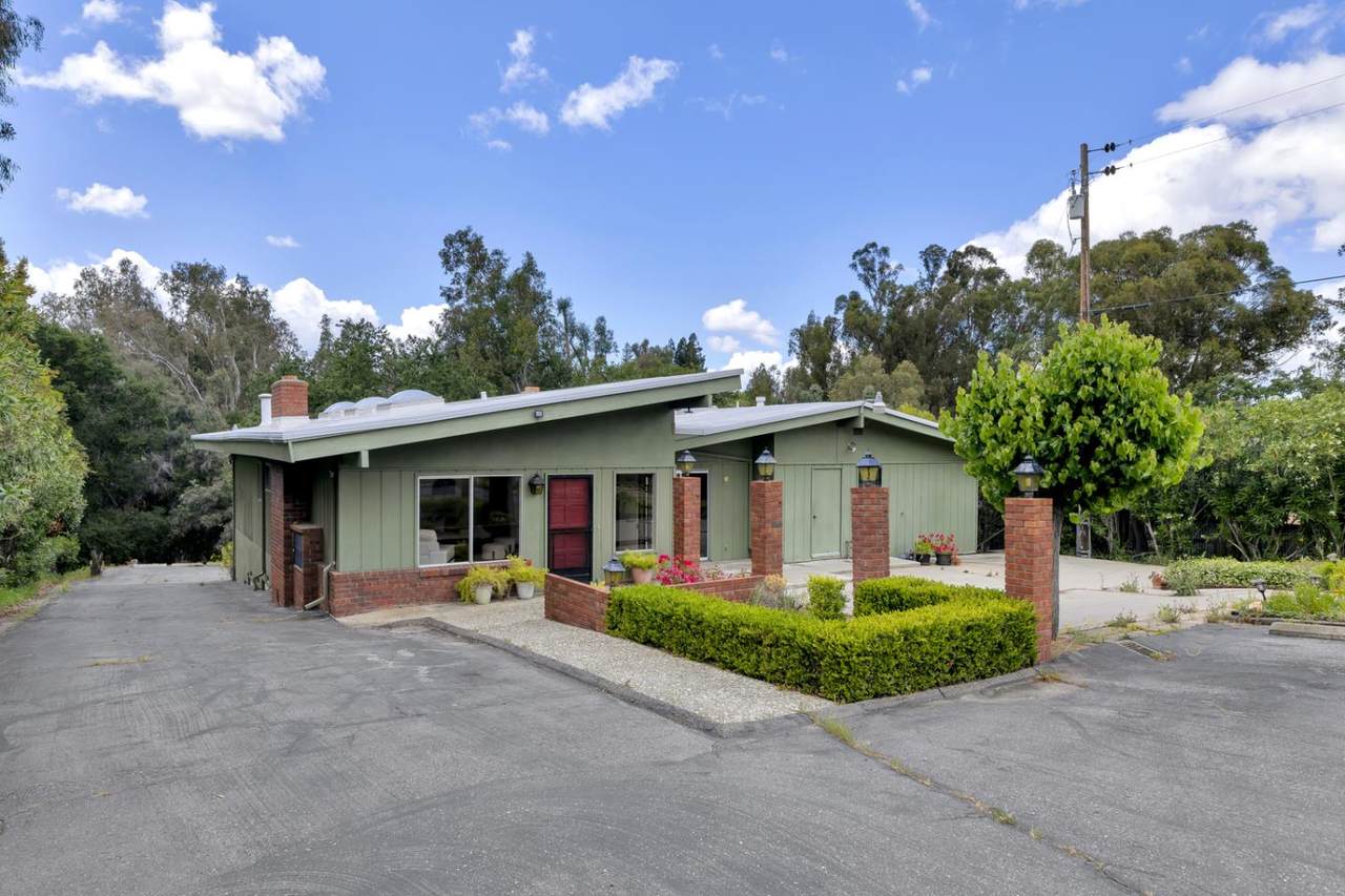 15391 Winchester Blvd - Photo 1