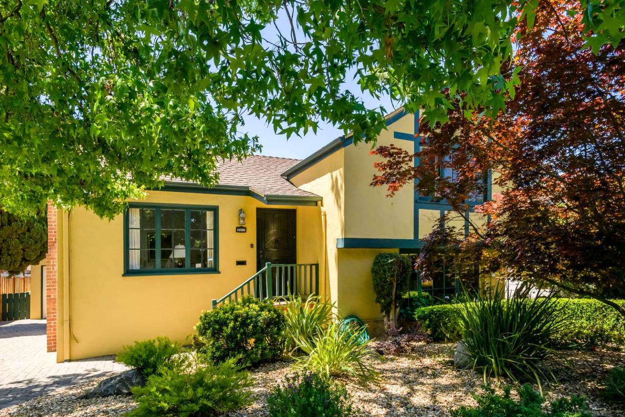 22585 Arlette Ave - Photo 1
