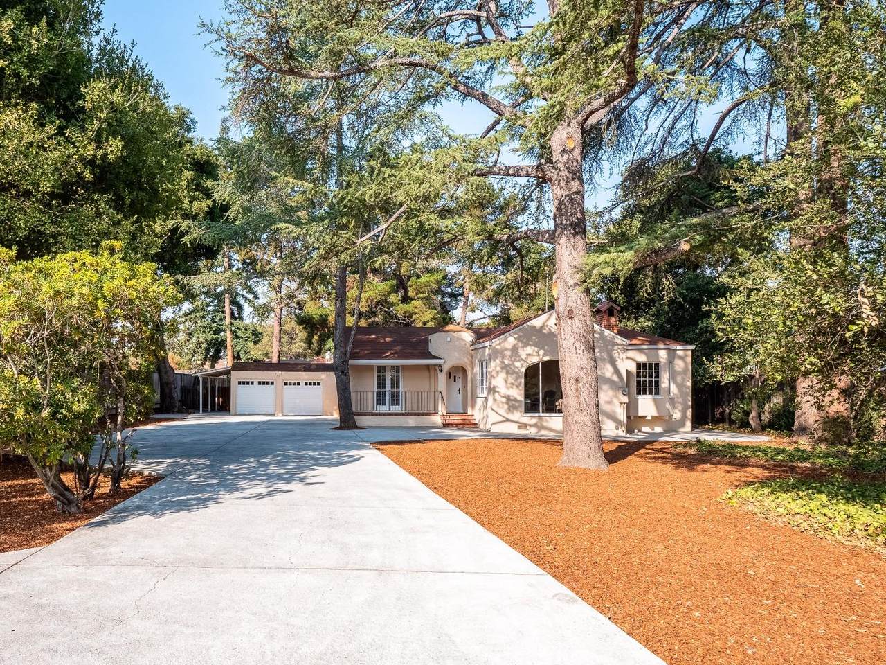 682 San Antonio Rd - Photo 1